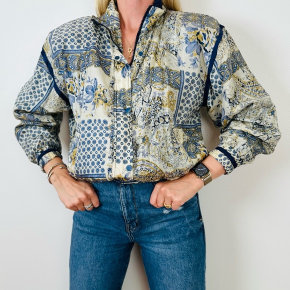 Vintage Details Sportswear 100% silk floral parsley print padded bomber jacket - Picture 2 of 9